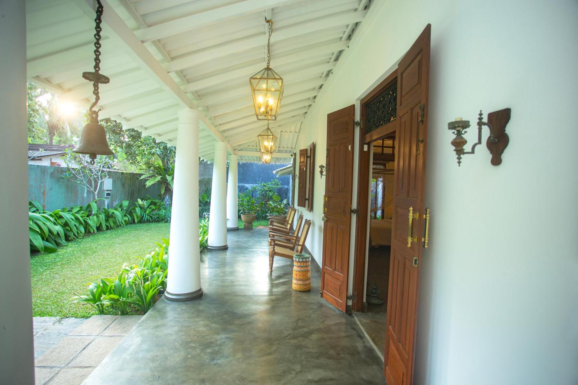 Dhyana Villa อัมบาลังโกดา ภายนอก รูปภาพ